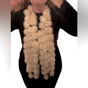 Vintage 80’s Cream Rabbit Fur Pom Pom Scarf ❤️